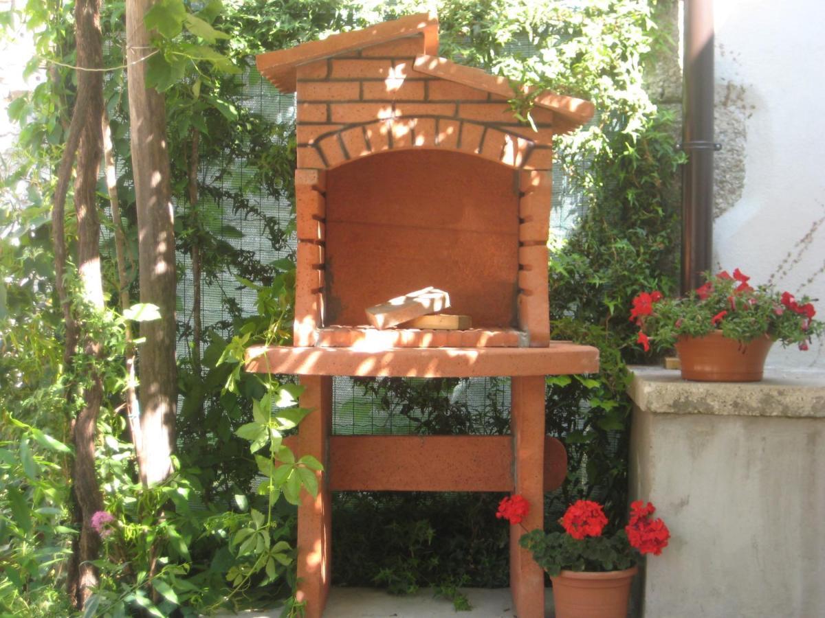 Holiday Home Trostova Kuca Пазин Стая снимка